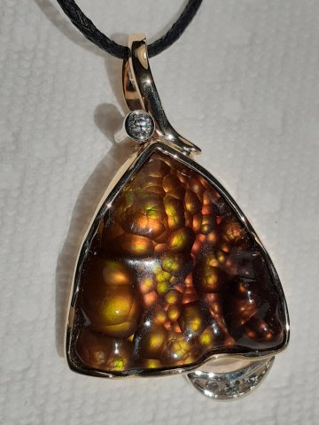 Fire agate pendant - Jewellery